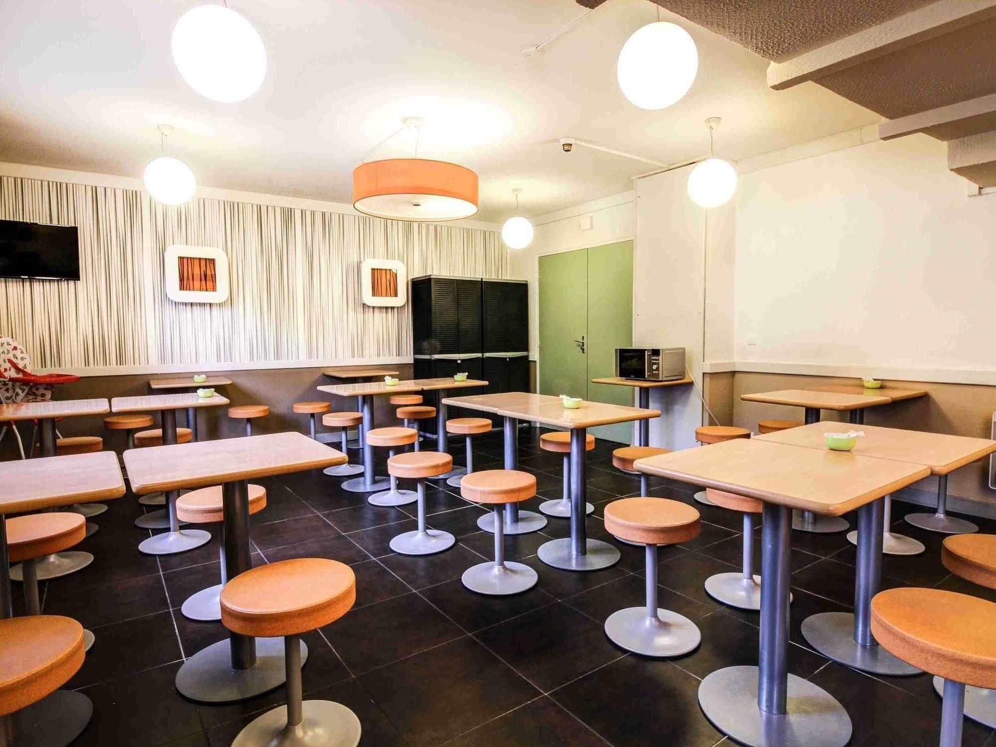 Ibis Budget Châteaudun Εξωτερικό φωτογραφία