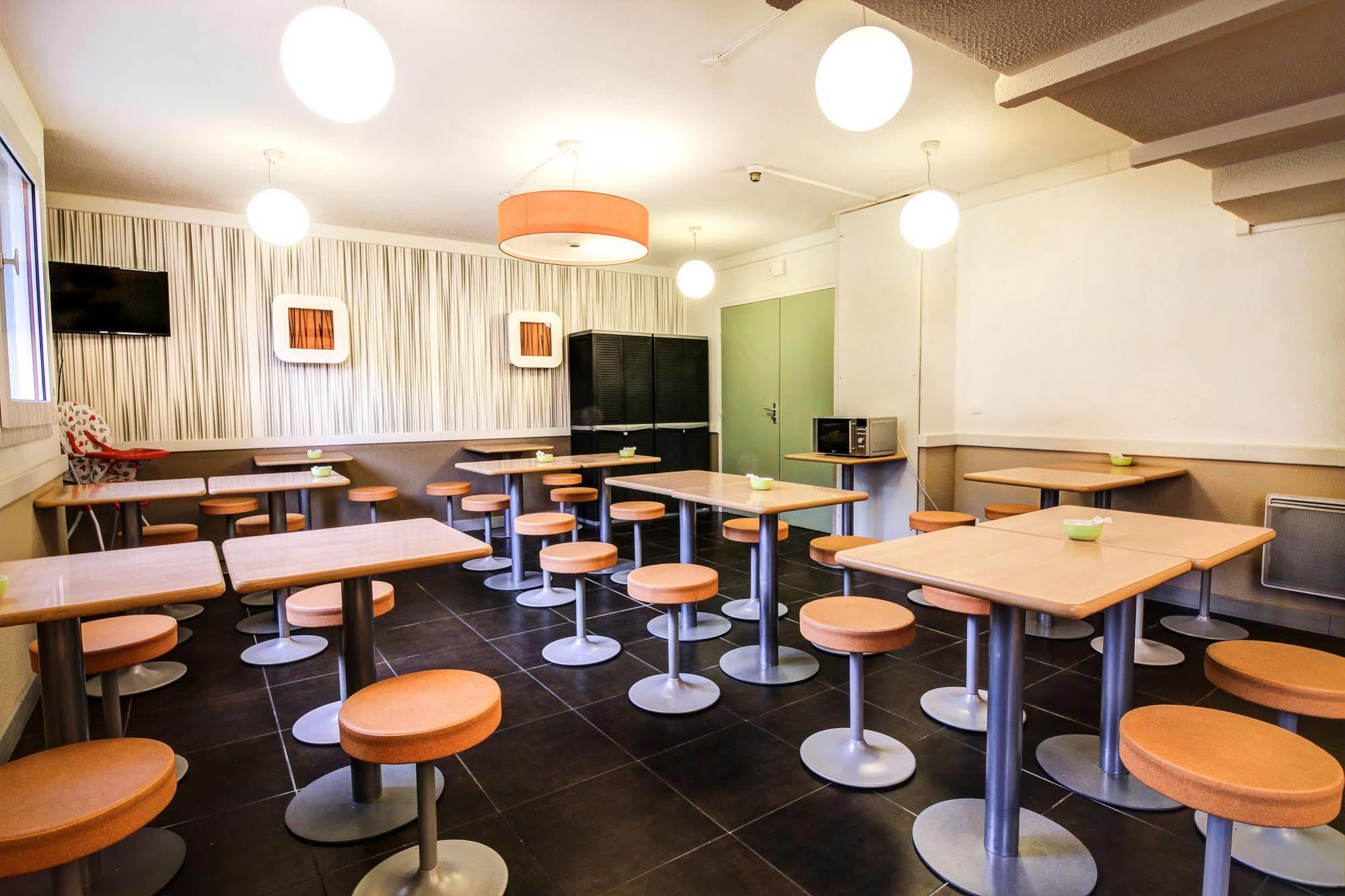 Ibis Budget Châteaudun Εξωτερικό φωτογραφία